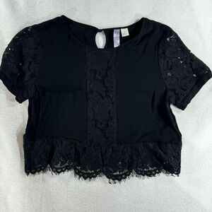 Alya Black Lace Crop cotton crochet lace summer beach cottagecore Francesca’s